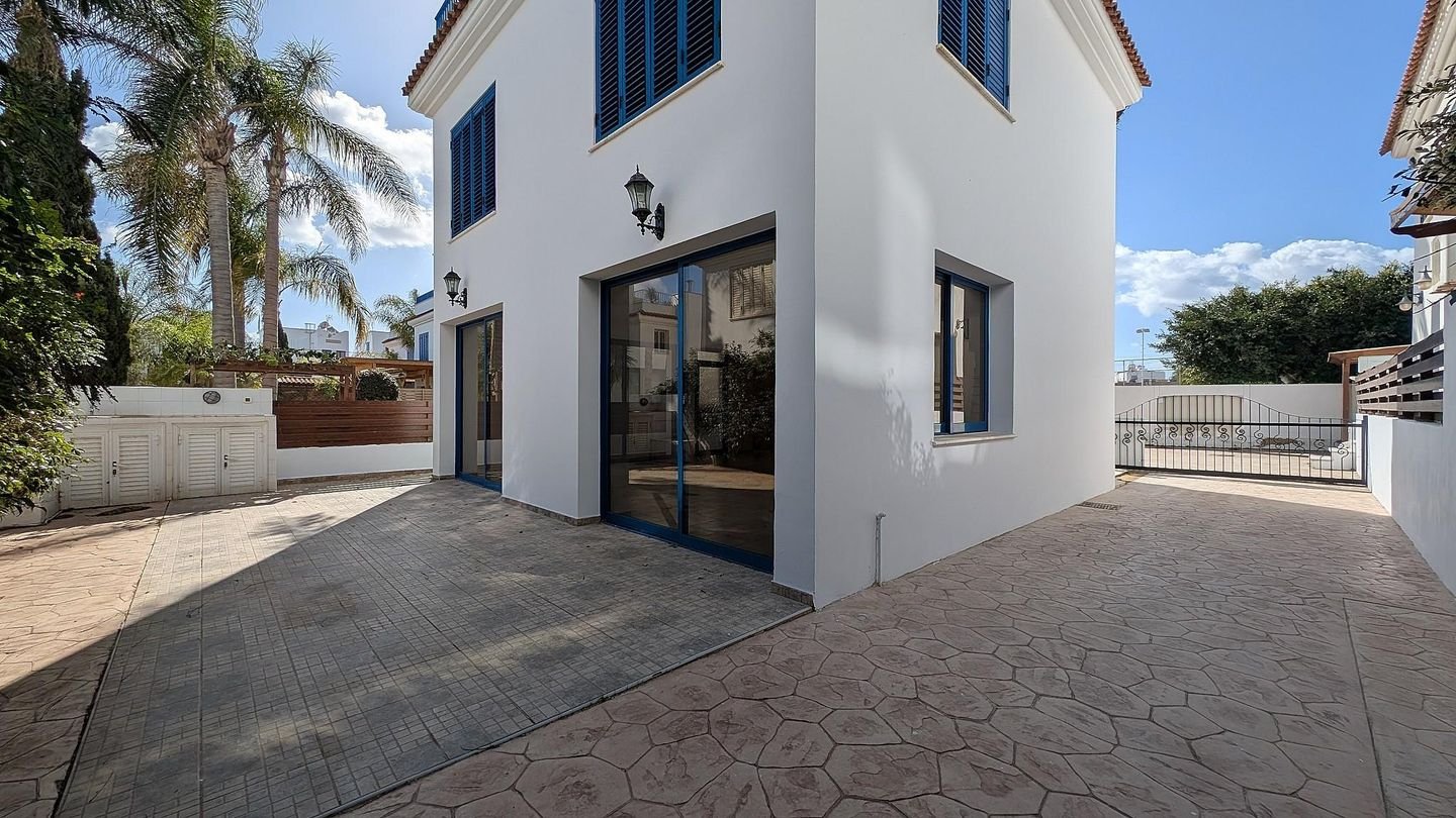 Steps from the beach - Detached Coastal House in Paralimni, Ammochostos photo 34
