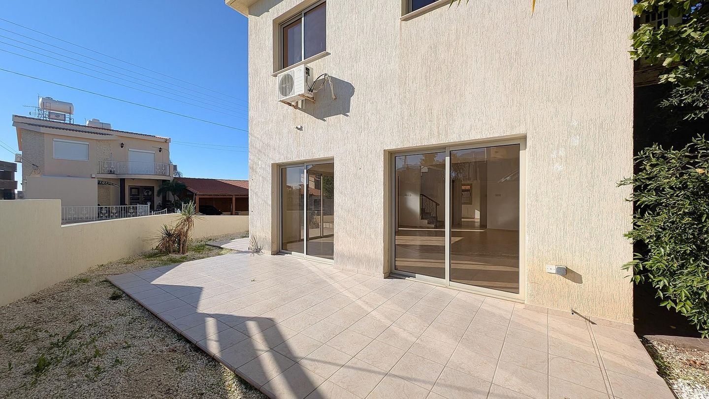 Two Storey Detached House, Kolossi, Limassol photo 24