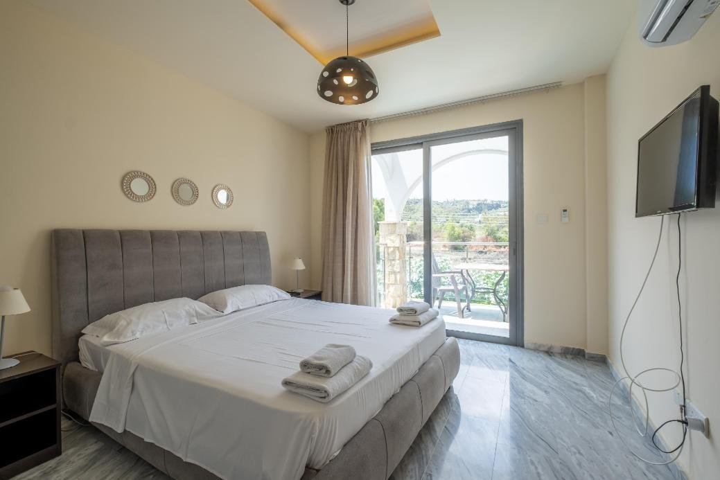 1-bedroom apartment in Latchi, Paphos photo 15