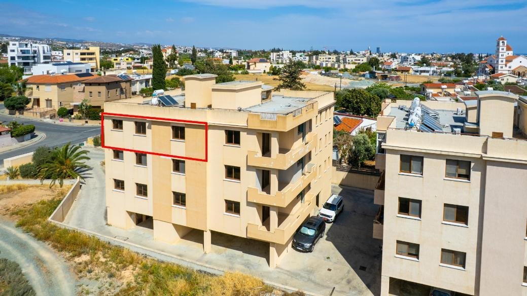 Incomplete 2 bedroom apartment in Polemidia, Limassol photo 7