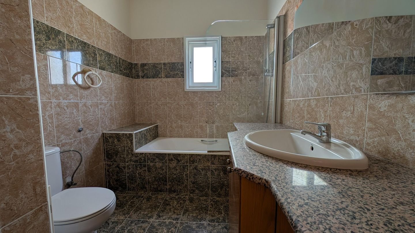 Two storey detached house in Engomi, Nicosia photo 23