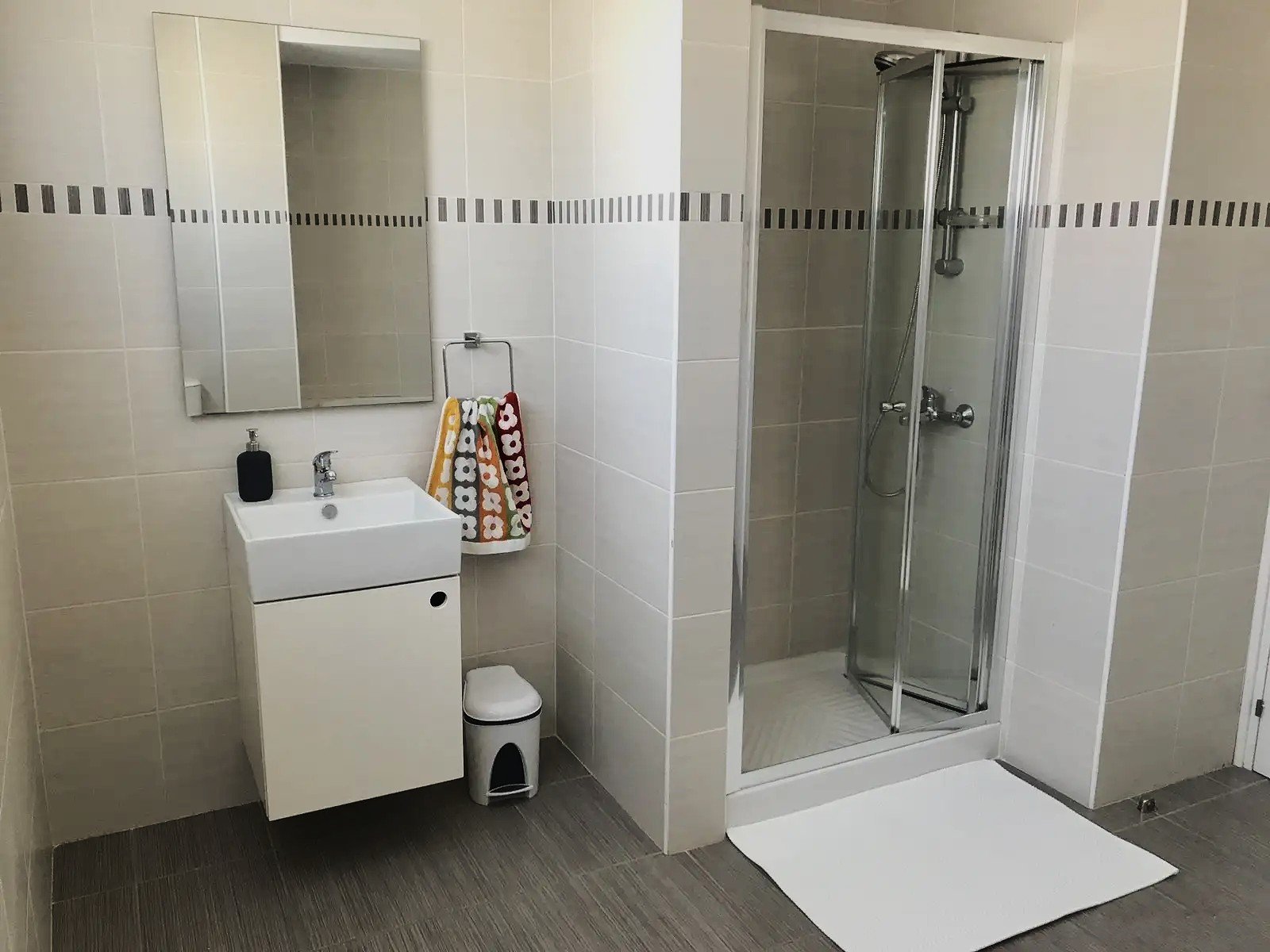 4 BR Penthouse in Neapolis, Limassol photo 8