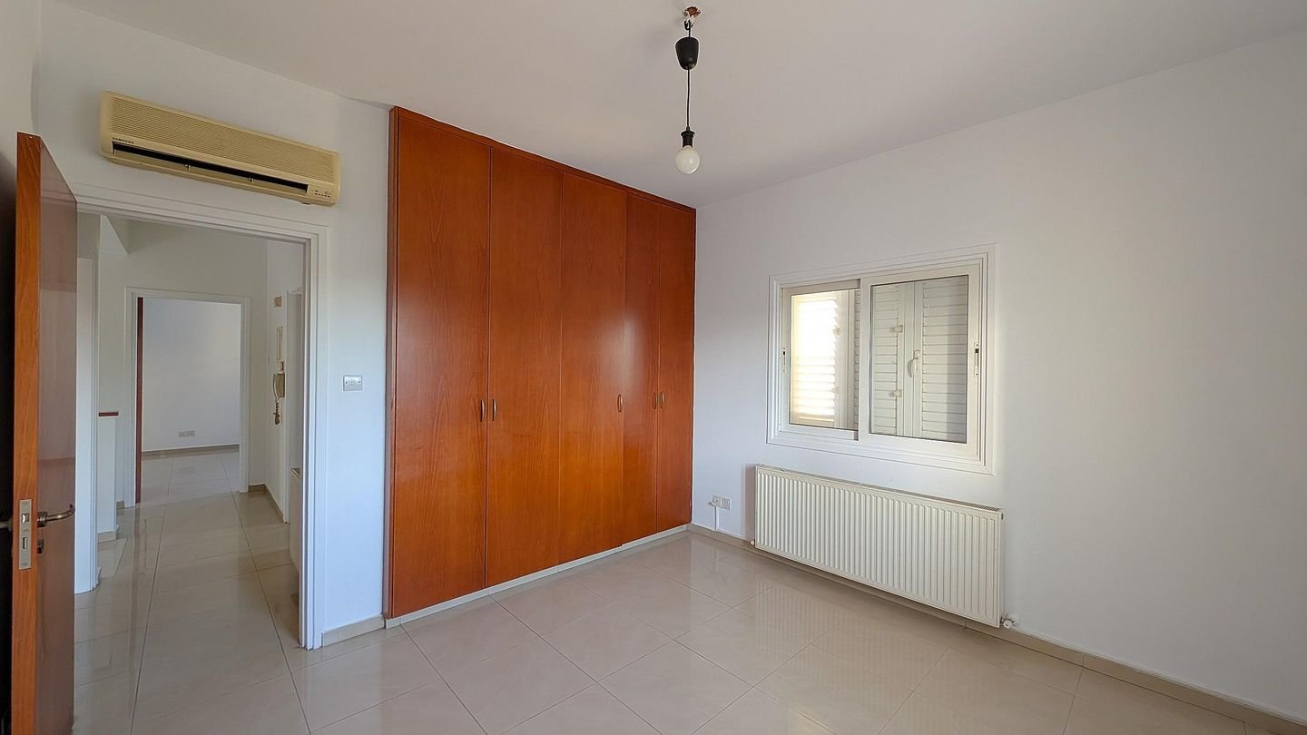 Elegant 4-Bedroom Home with Private Pool in Archangelos/Anthoupoli, Nicosia photo 23