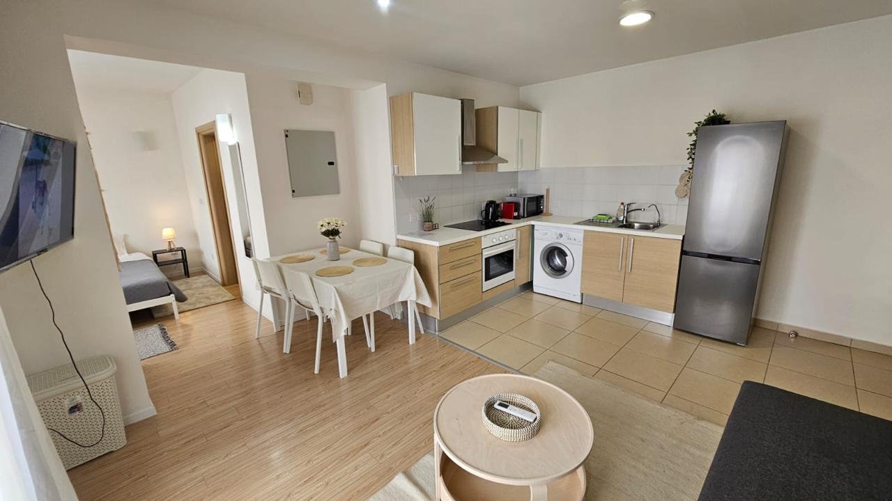 1 BR Apartment in Agia Triada, Limassol photo 3