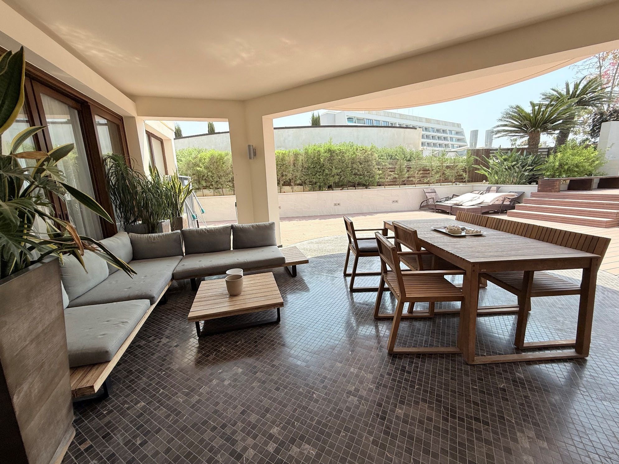 4 BR Luxury Villa in Pyrgos, Limassol photo 16