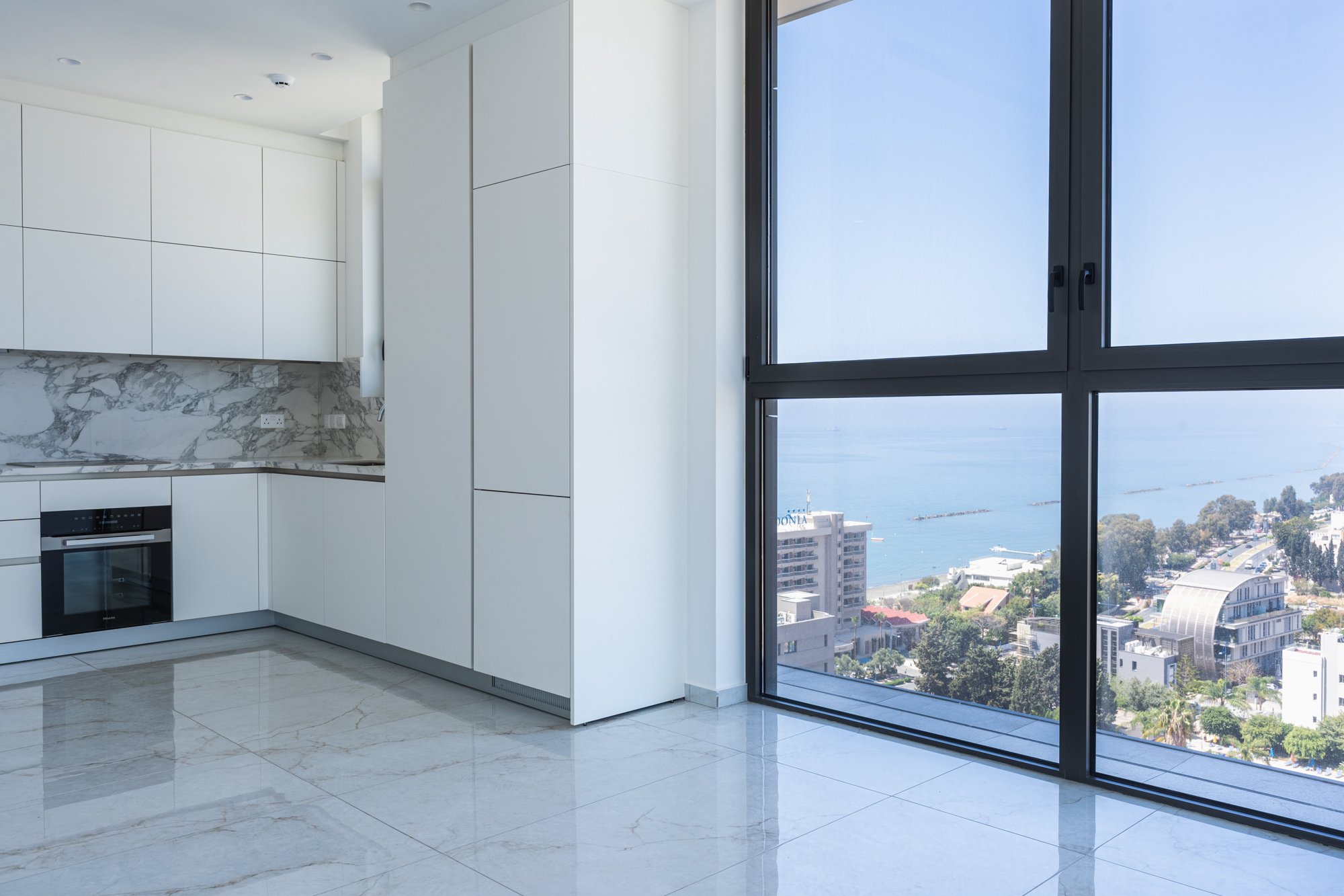 1 BR Apartment in Agios Tychonas, Limassol photo 3