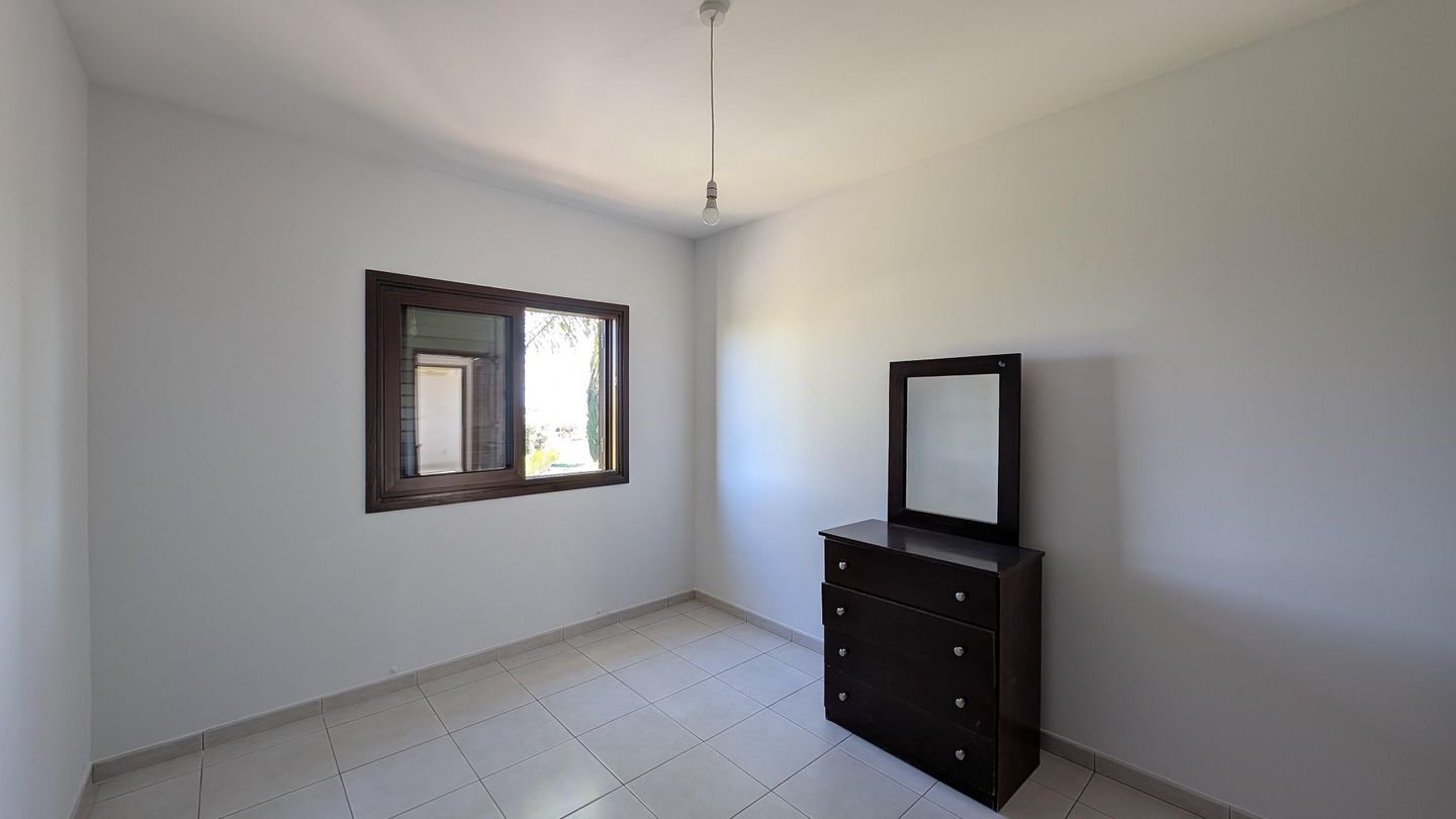 Two-Storey Semi-Detached House in Psimolofou, Nicosia photo 20