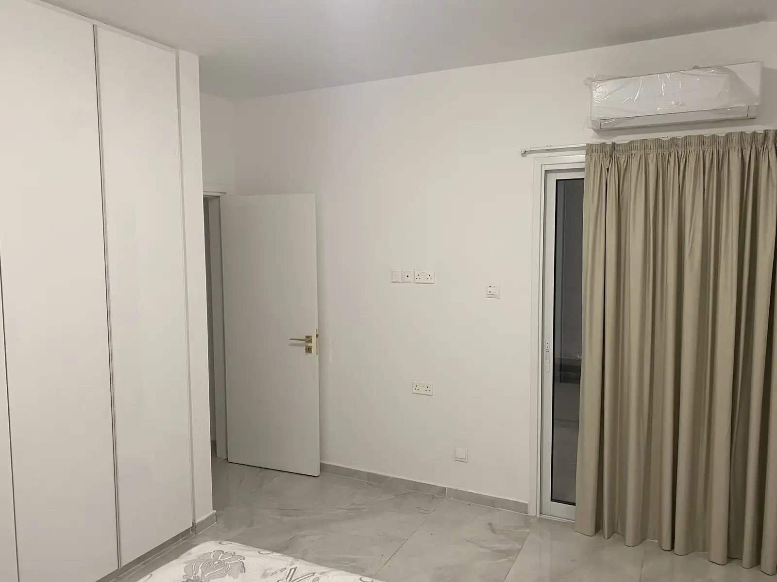 2 BR Apartment in Agios Tychonas, Limassol photo 7