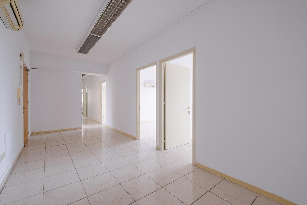 Offices in Agios Antonios, Nicosia photo 11