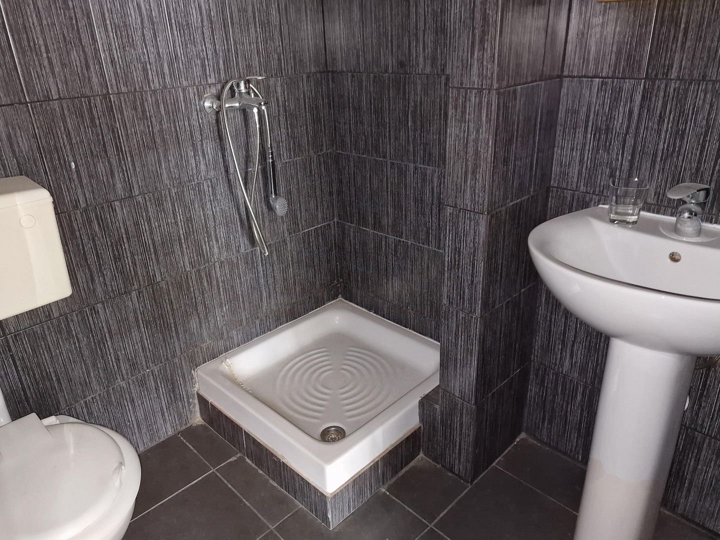 Prime Corner Location Retail Unit, in Nicosia center photo 7