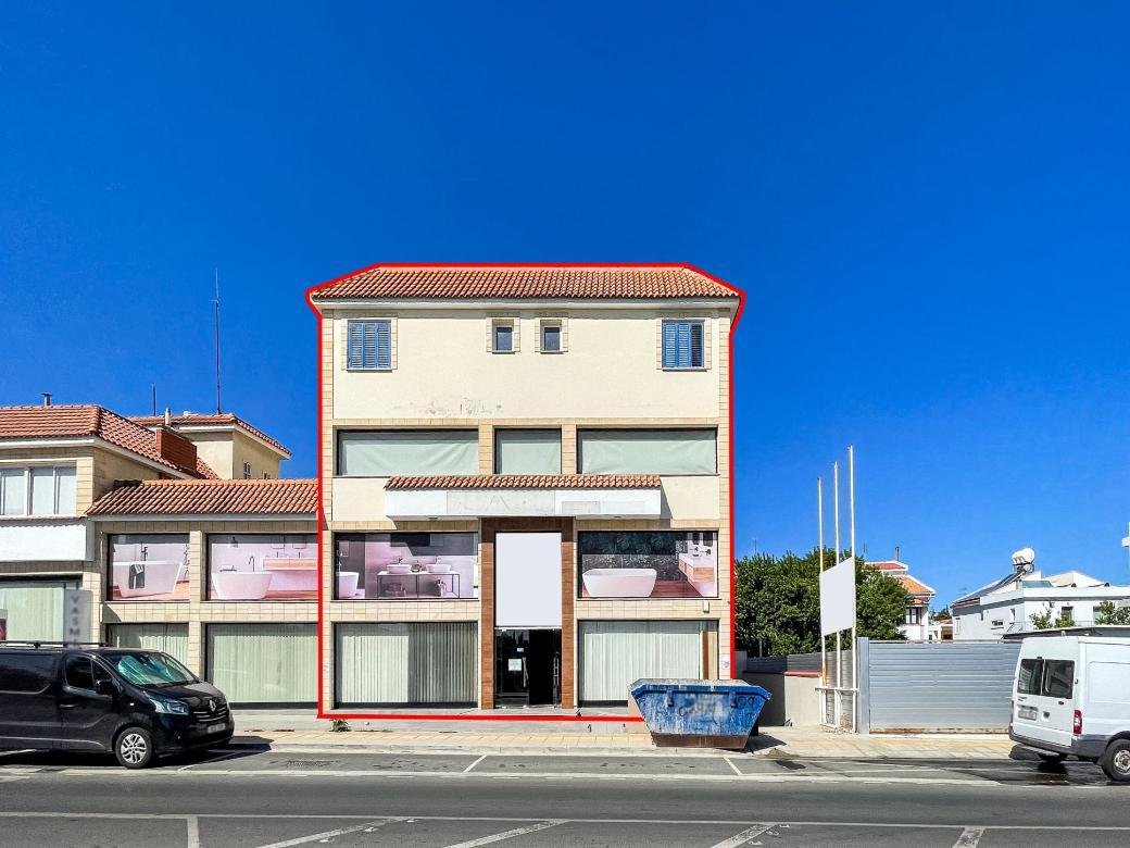 Mixed-use building in Egkomi, Nicosia photo 1