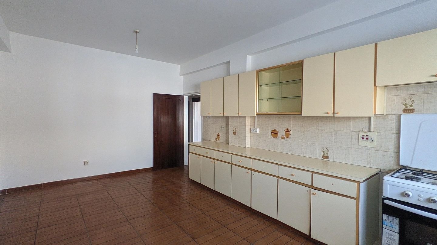 Residential building in Kokkinotrimithia, Nicosia photo 28