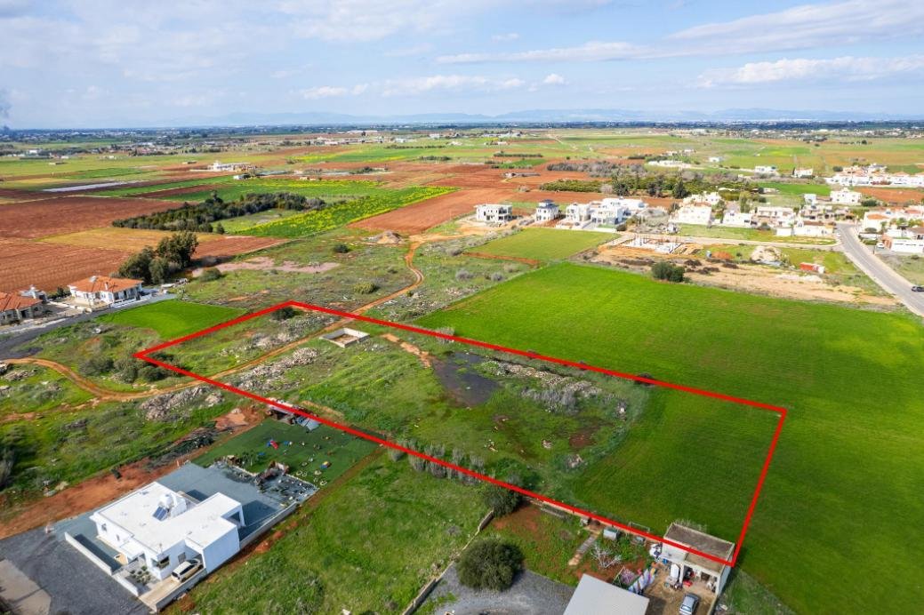 Shared residential field in Liopetri, Famagusta photo 4