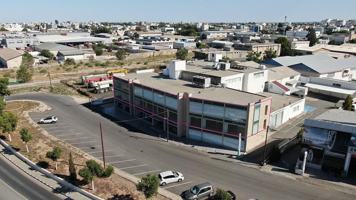 Two Full-Floor Office Spaces in Engomi, Nicosia photo 4