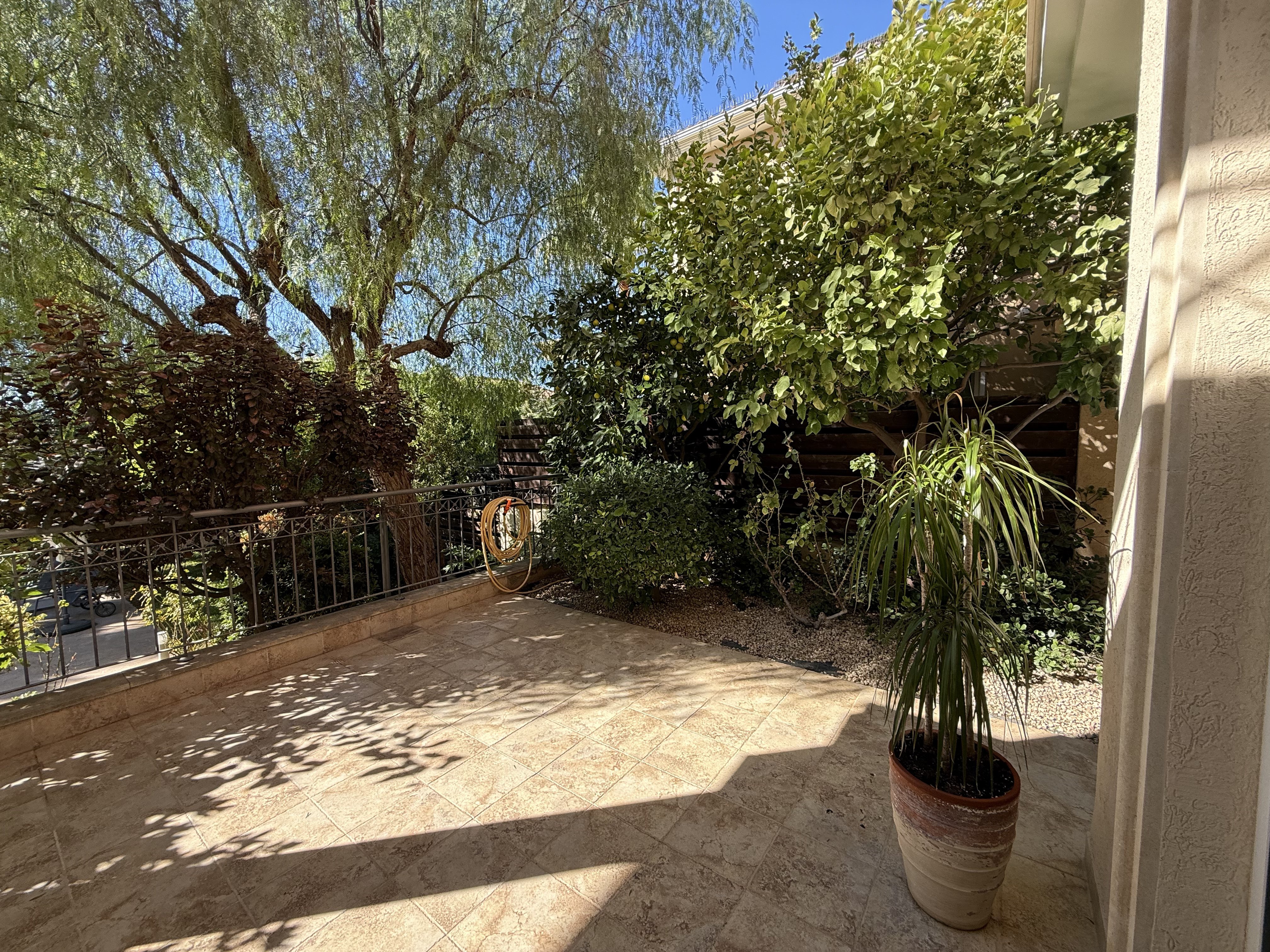 4 BR House in Mouttagiaka, Limassol photo 25