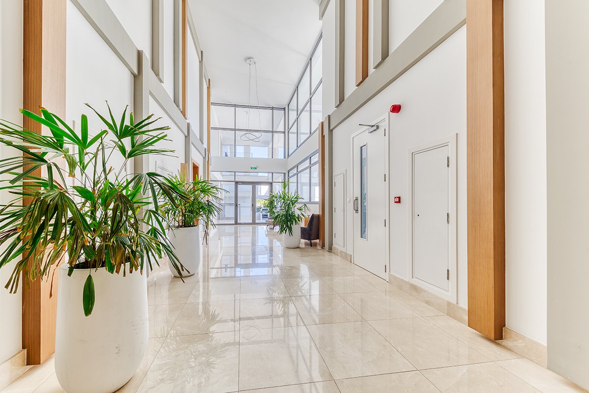 2 BR Apartment in Mesa Geitonia, Limassol photo 14