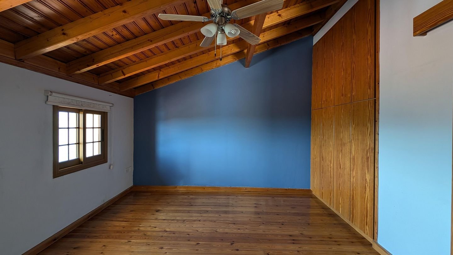 Three-storey building in Chandria, Limassol photo 12