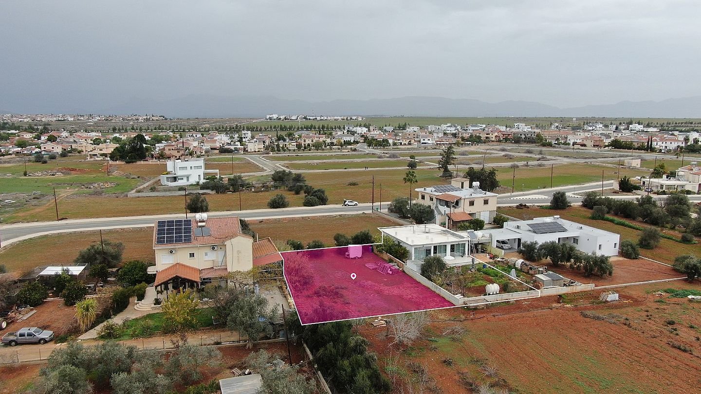 Distributed 50% share of a residential field in Kokkinotrimithia, Nicosia photo 2