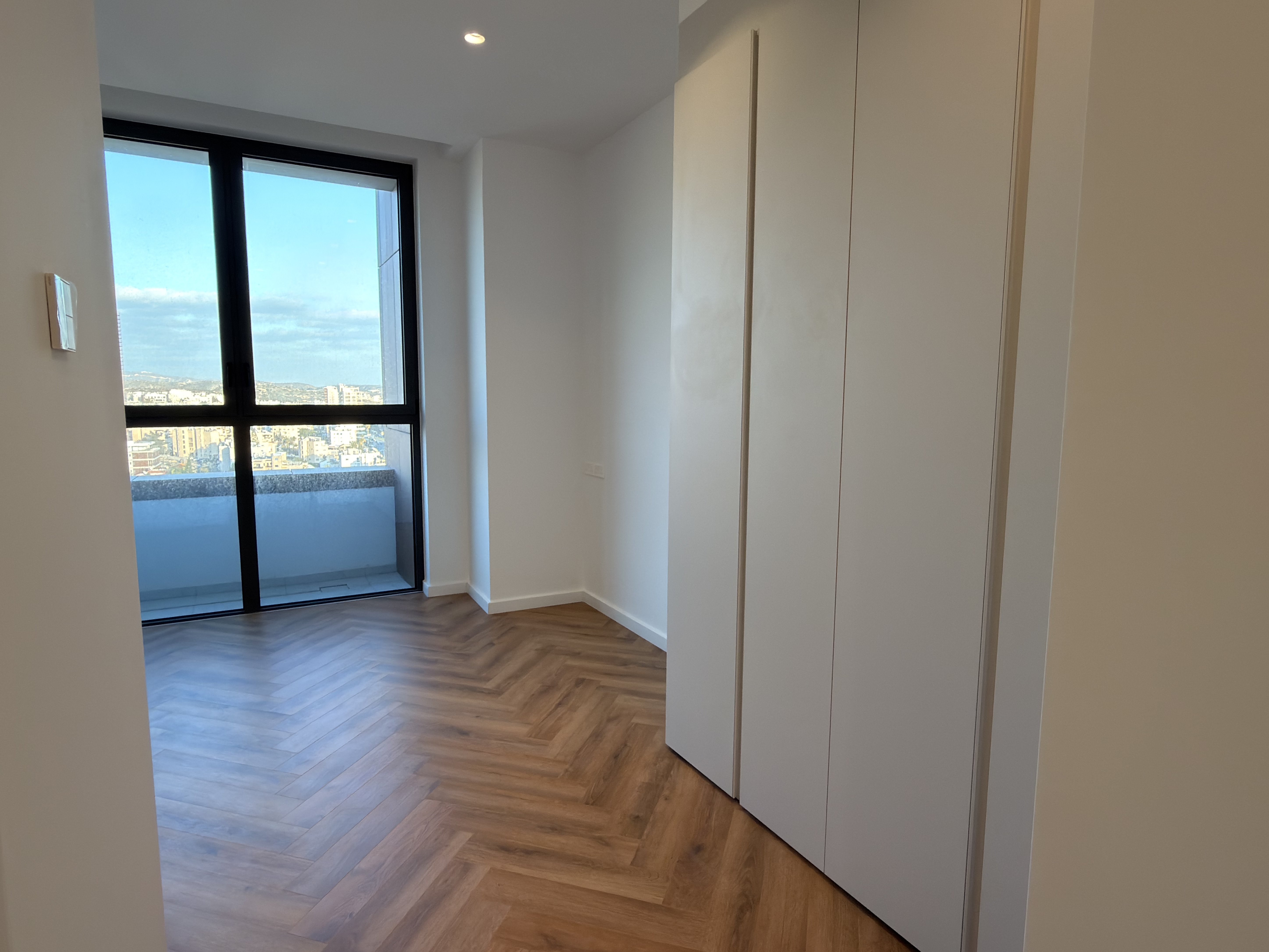 2 BR Apartment in Agios Tychonas, Limassol photo 3