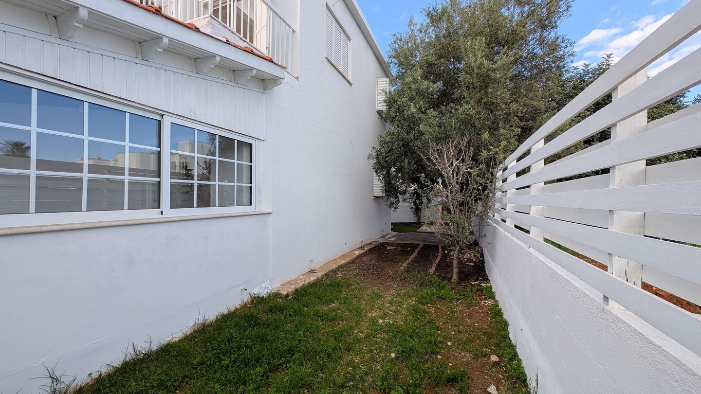 Coastal Living: 3-Bedroom House in Paralimni, Ammochostos photo 29