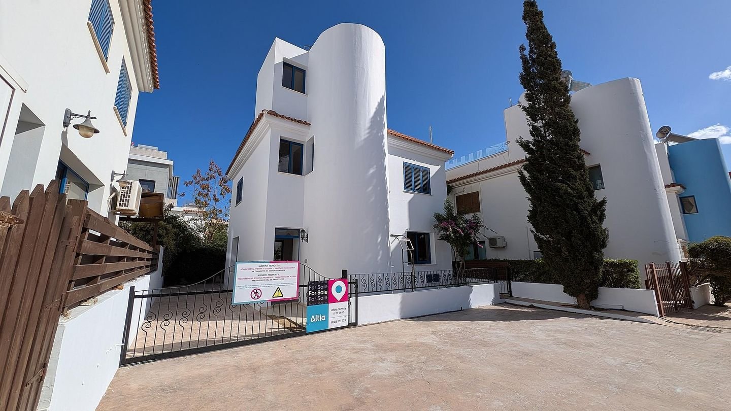 Steps from the beach - Detached Coastal House in Paralimni, Ammochostos photo 7