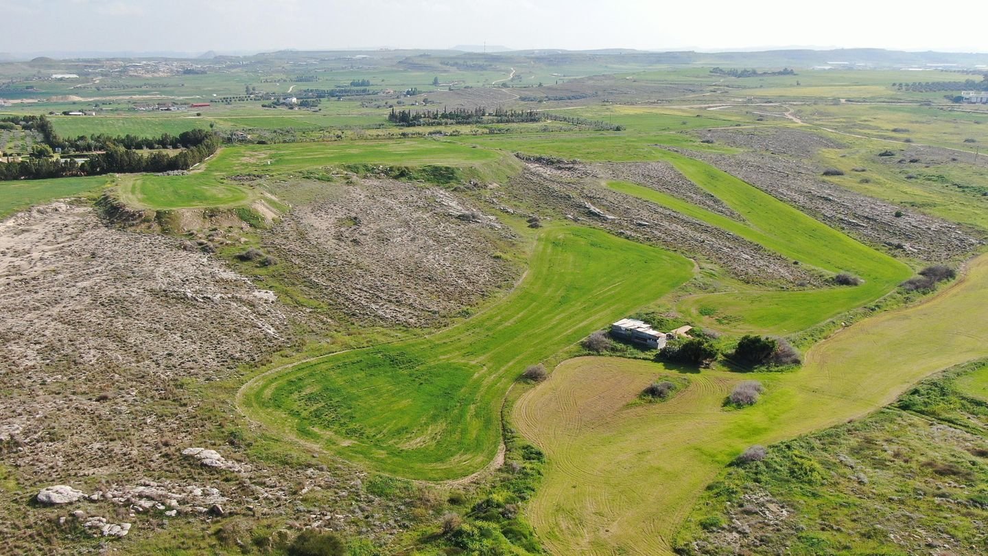 Share (25%) of a residential field, Geri photo 4