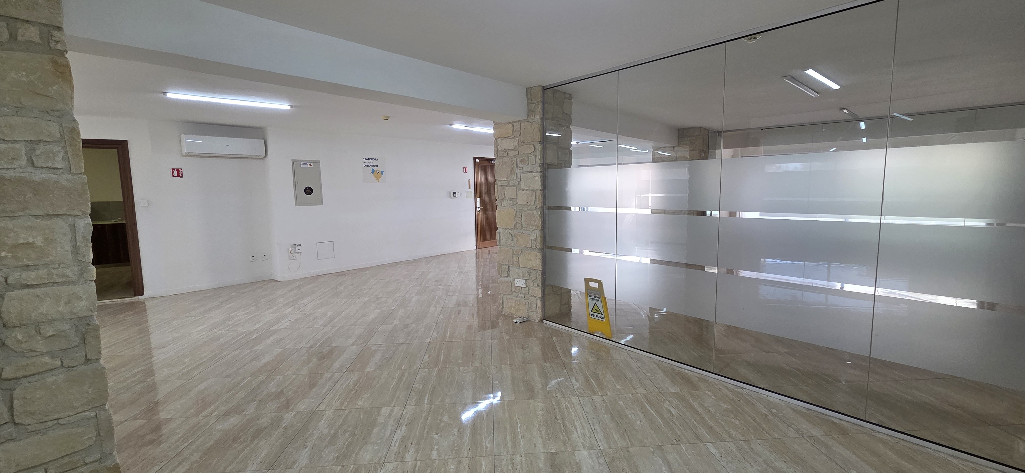 Mezzanine Office in Katholiki, Limassol photo 6