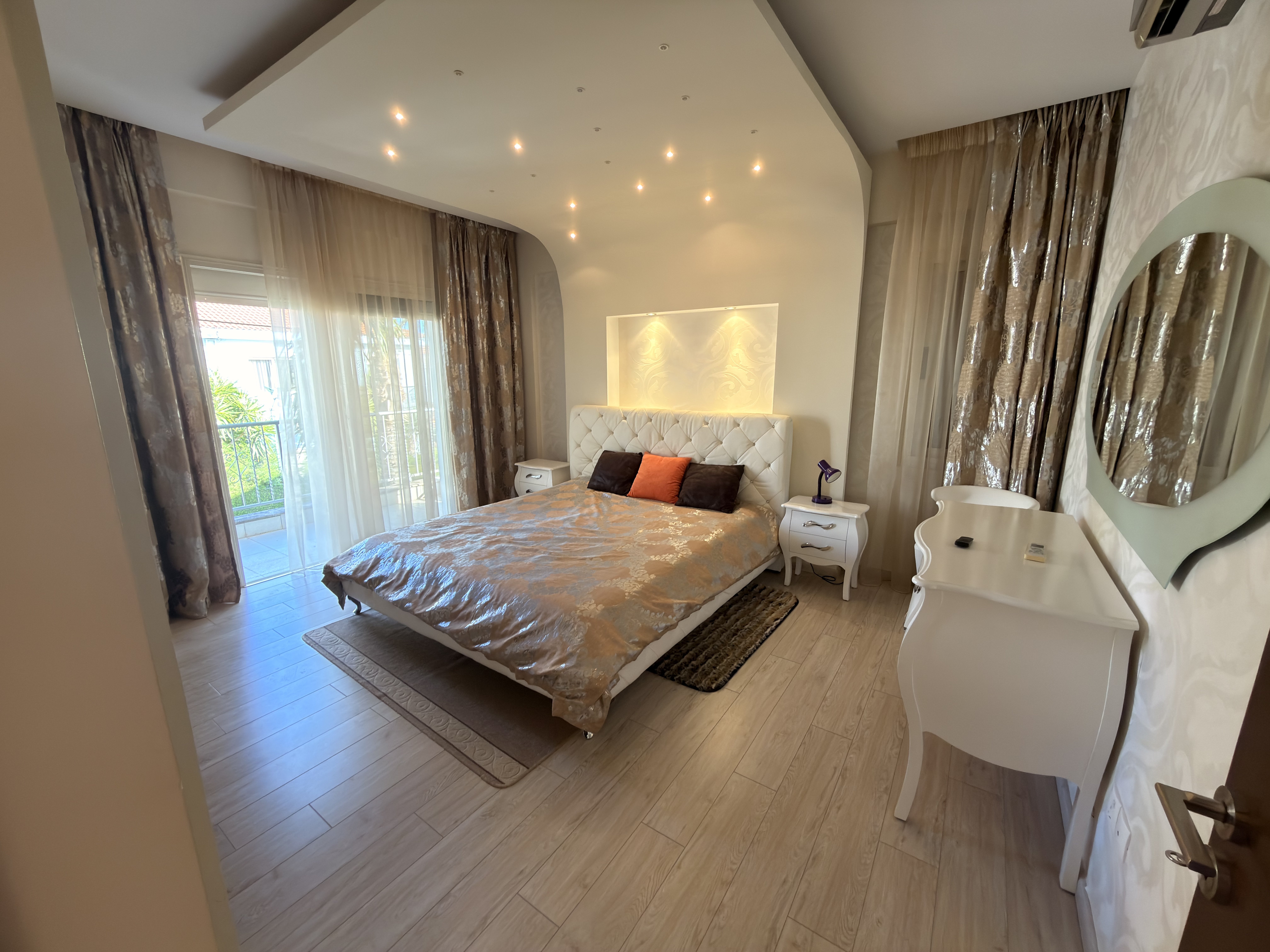 4 BR Villa in Germasogeia, Limassol photo 12