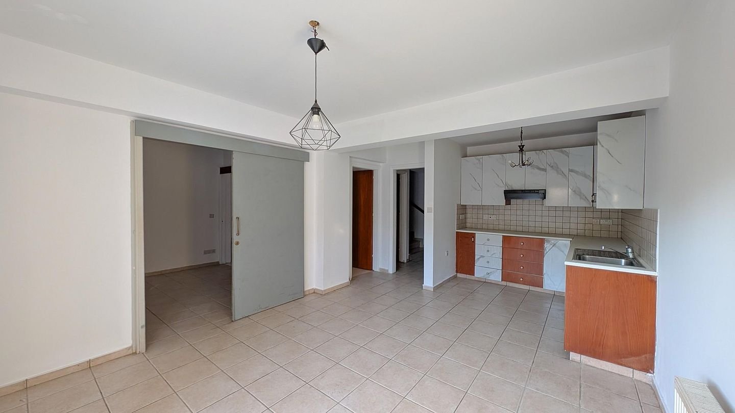 Elegant 4-Bedroom Home with Private Pool in Archangelos/Anthoupoli, Nicosia photo 27