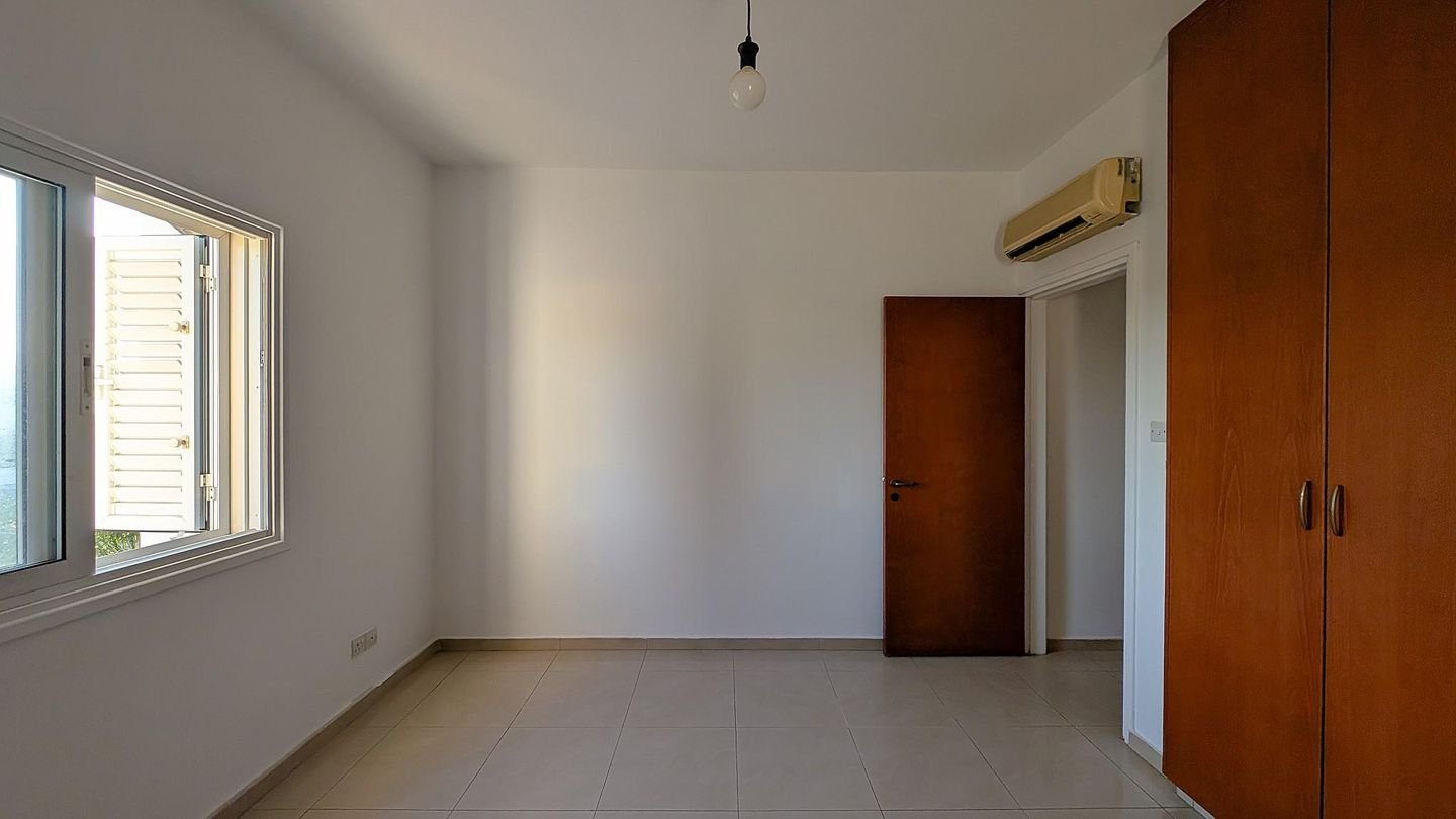 Elegant 4-Bedroom Home with Private Pool in Archangelos/Anthoupoli, Nicosia photo 24