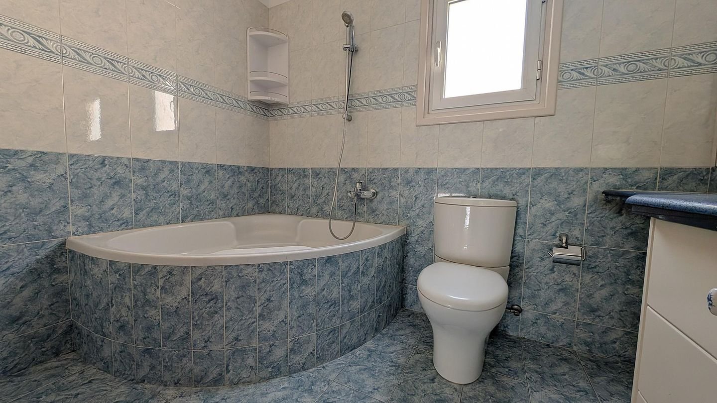 Elegant 4-Bedroom Home with Private Pool in Archangelos/Anthoupoli, Nicosia photo 22