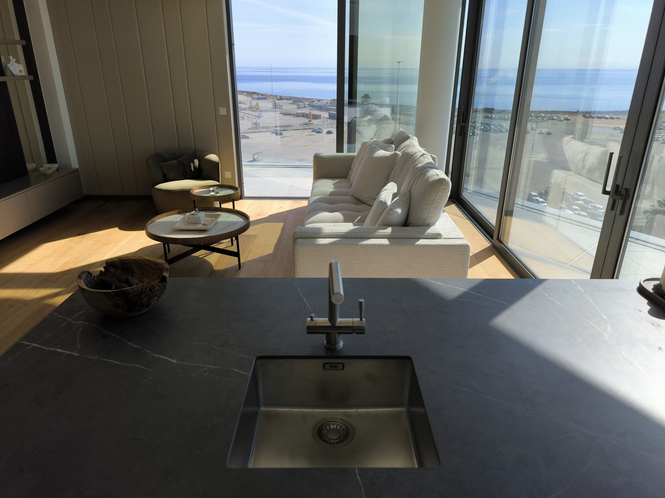 3 BR Apartment in Arch Makarios III, Larnaca photo 5