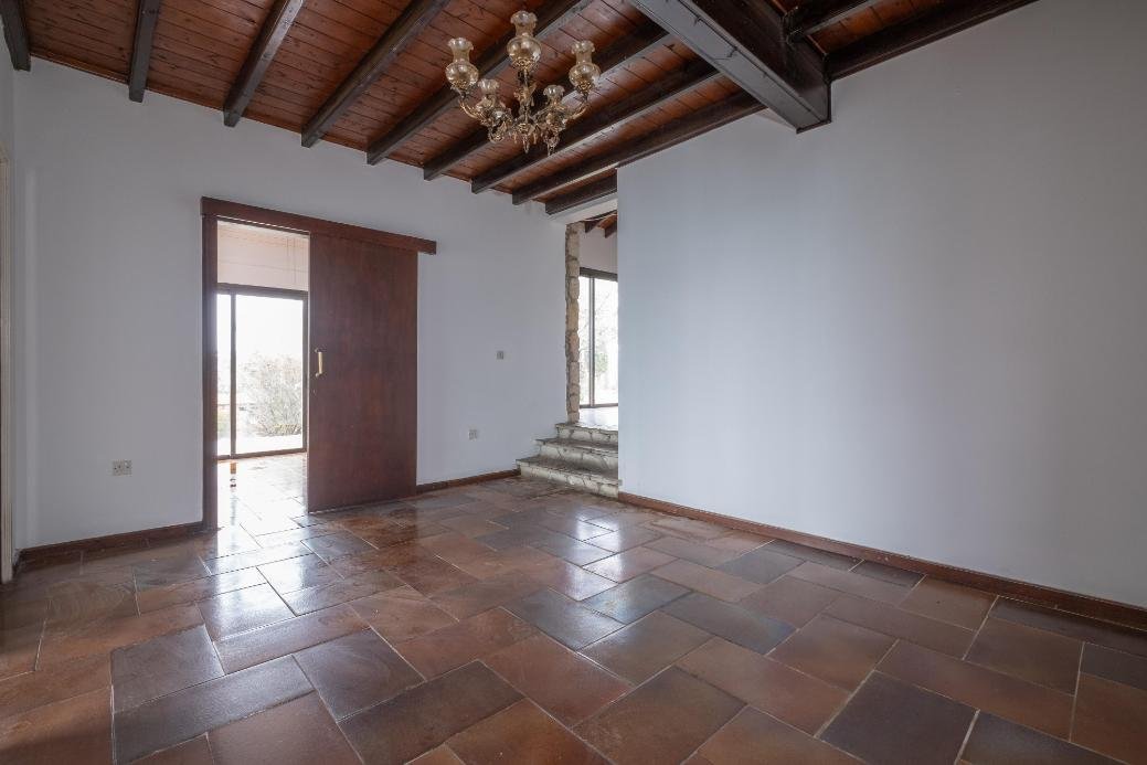 3 bedroom house in Tala, Paphos photo 6