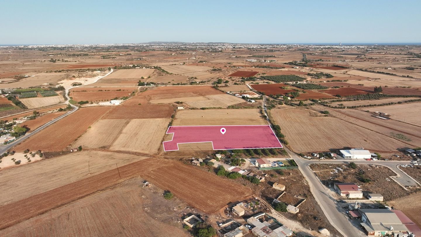 Agricultural field in Frenaros, Ammochostos photo 2