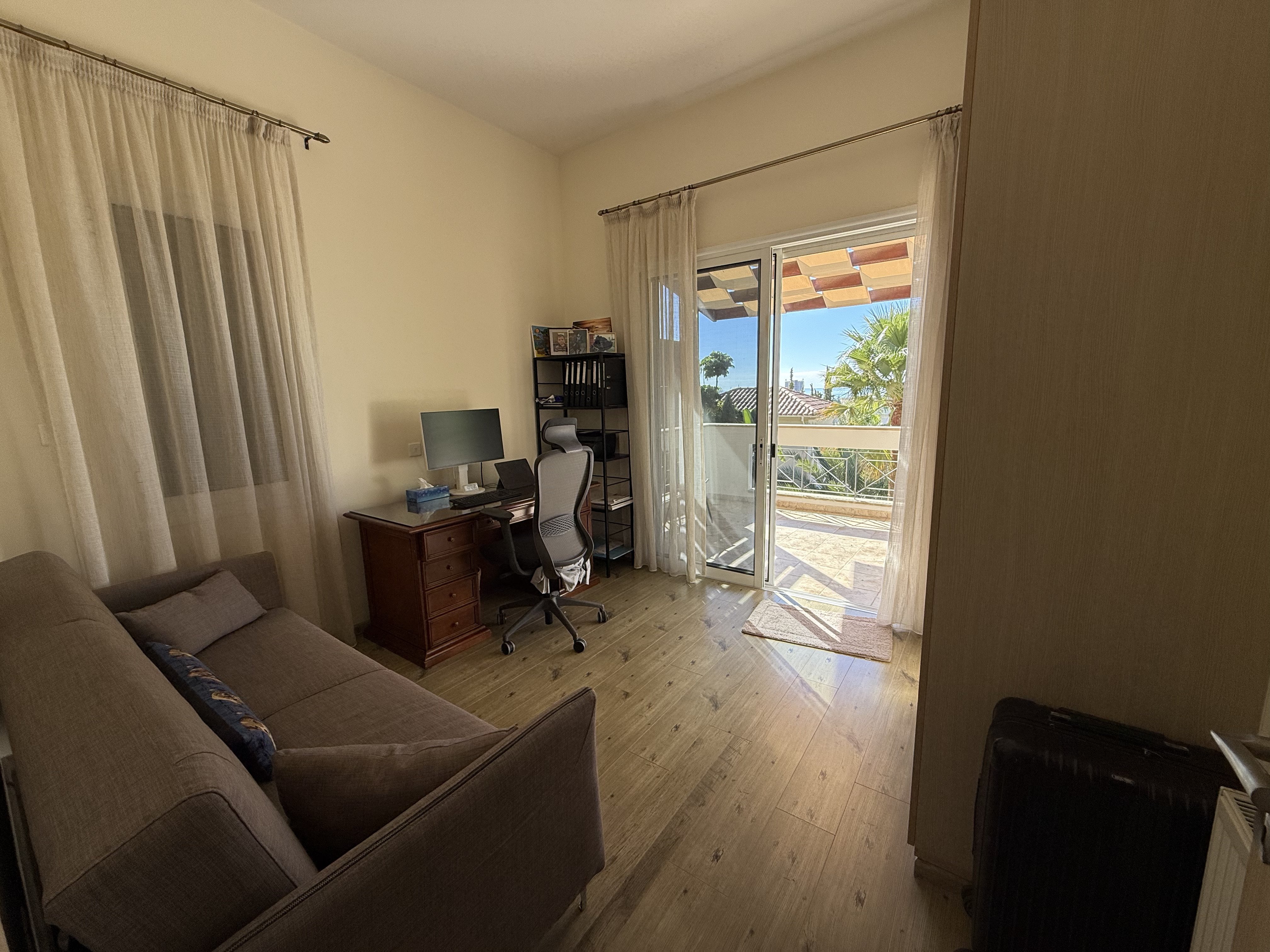 4 BR House in Mouttagiaka, Limassol photo 8