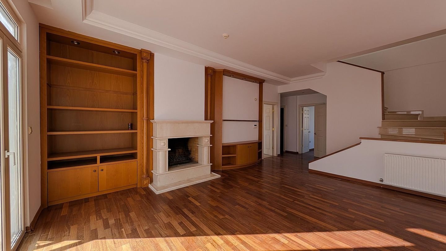 Three storey building in Agios Nikolaos, Larnaca photo 30