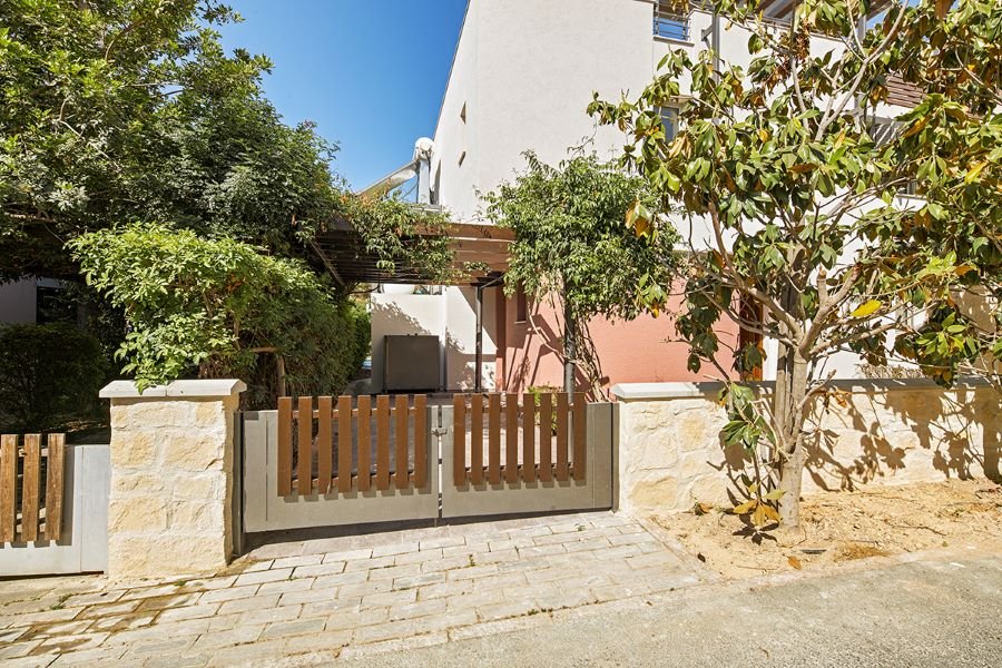 4 BR Villa in Agios Tychonas, Limassol photo 17