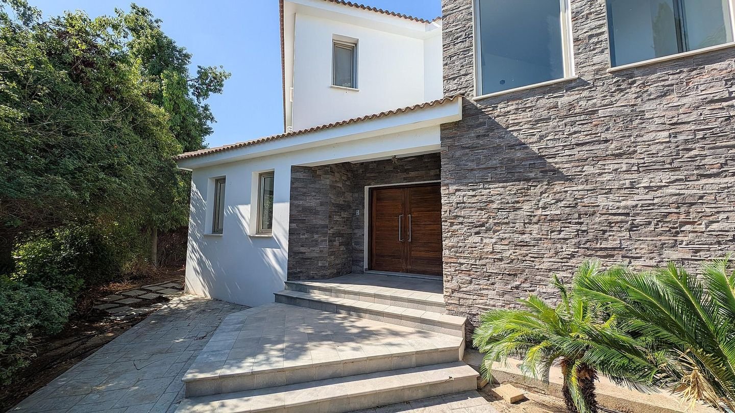 Two storey house in Pano Deftera, Nicosia photo 7