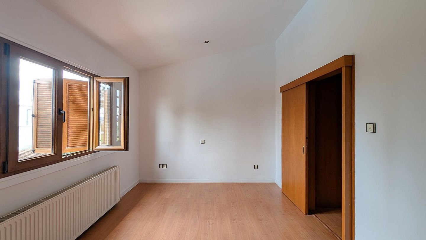 Luxurious Mansion in Agios Georgios, Latsia, Nicosia photo 25