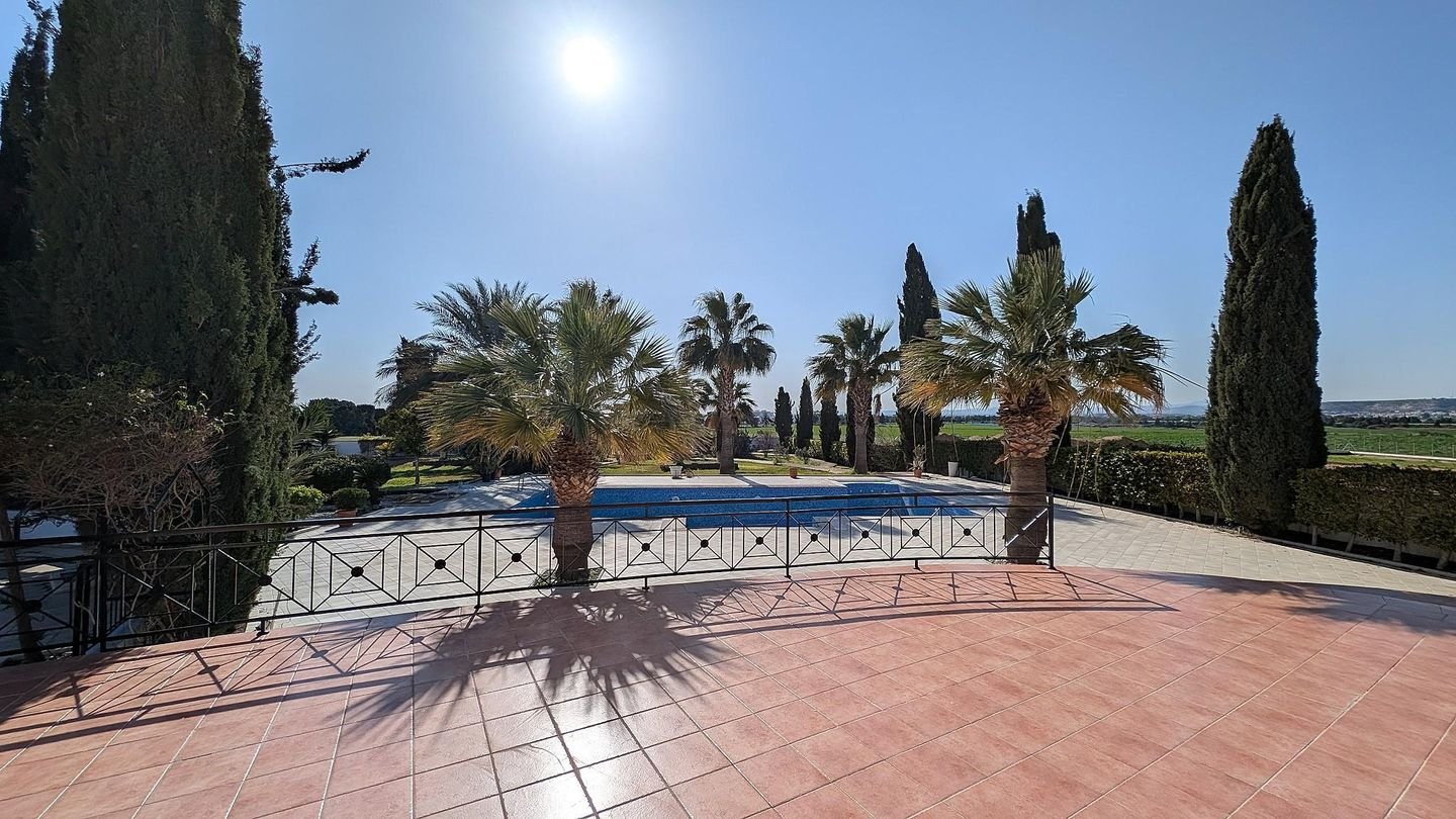 Four Bedroom Luxury Mansion with Private Pool in Pyla, Larnaca photo 51