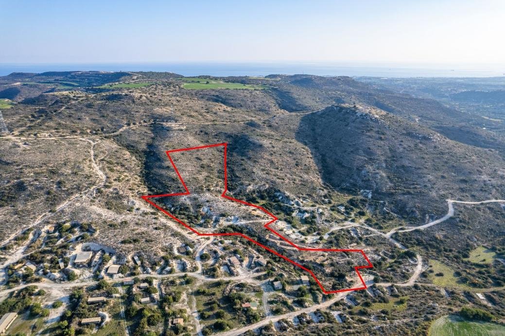 Agricultural field in Choirokoitia, Larnaca photo 2
