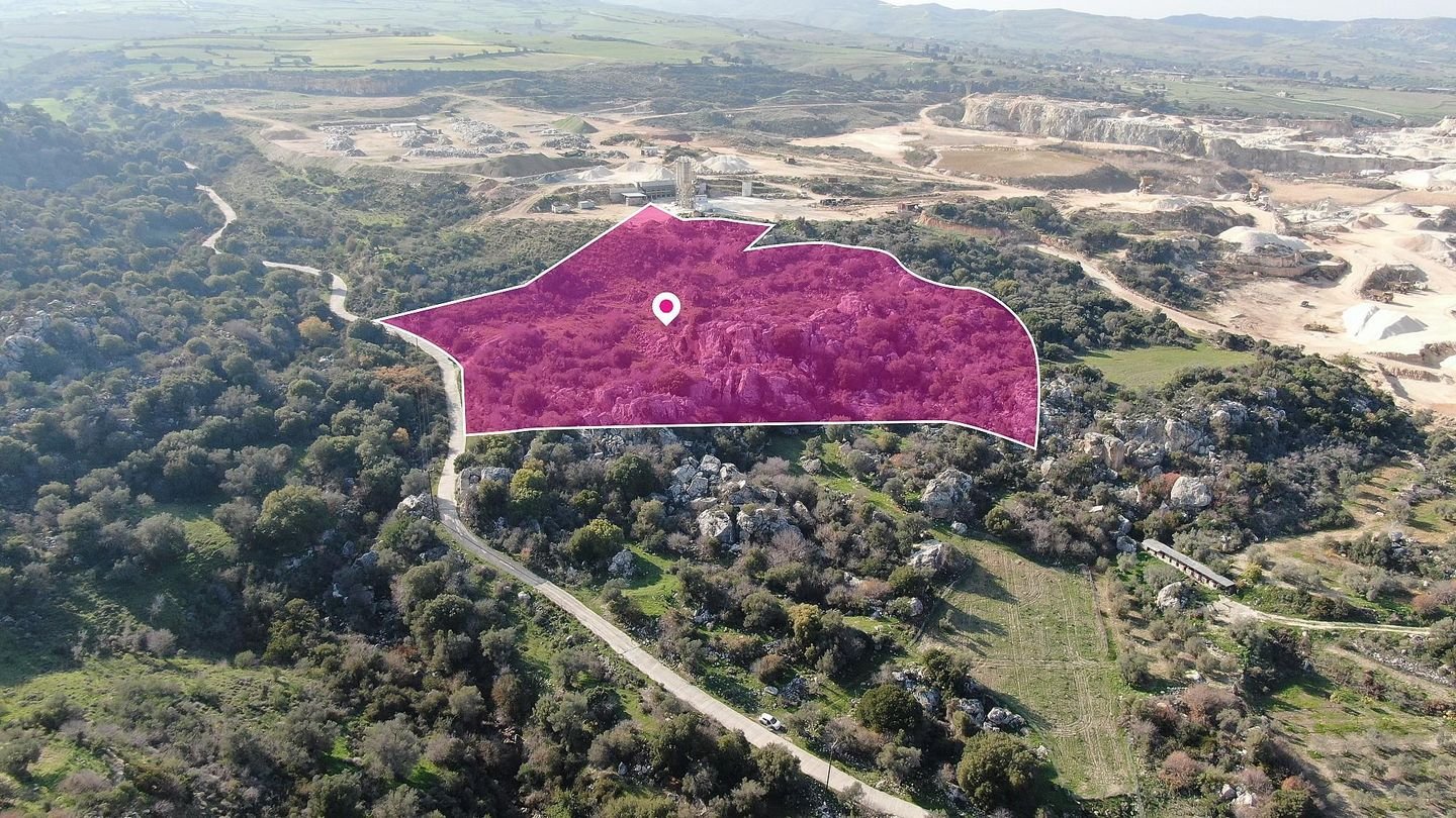 Agricultural / Protection Zone field in Drouseia, Paphos photo 2