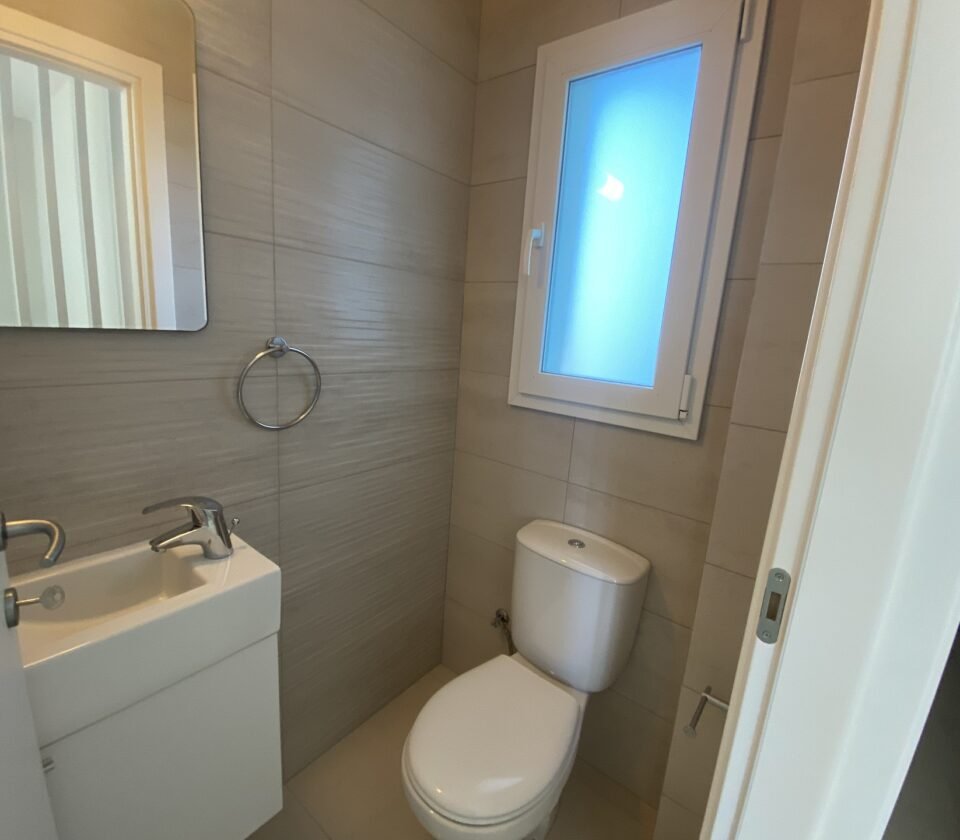 3 BR Apartment in Parekklisia, Limassol photo 9