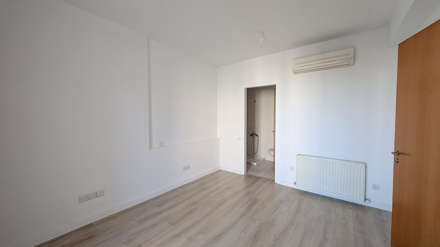 Three-Bedroom Apartment in Agios Andreas, Nicosia photo 16