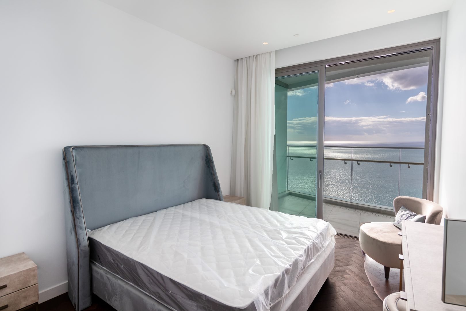 2 BR Apartment in Germasogeia, Limassol photo 8