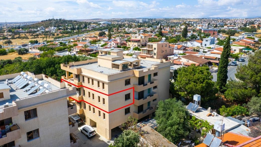 Incomplete 3 bedroom apartment in Polemidia, Limassol photo 11