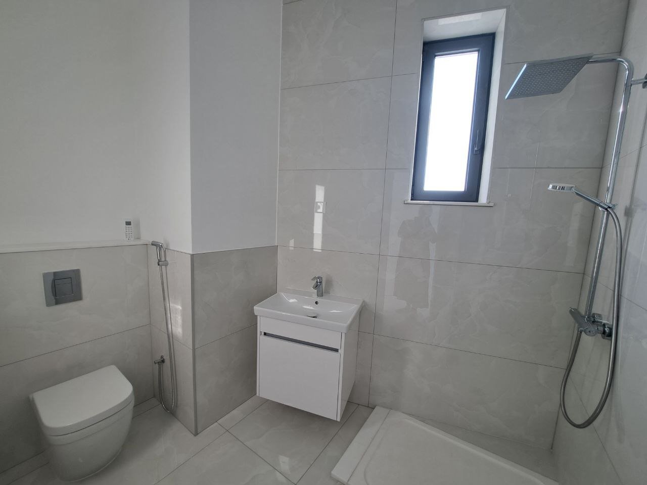 4 BR Luxury Villa in Agios Tychonas, Limassol photo 14