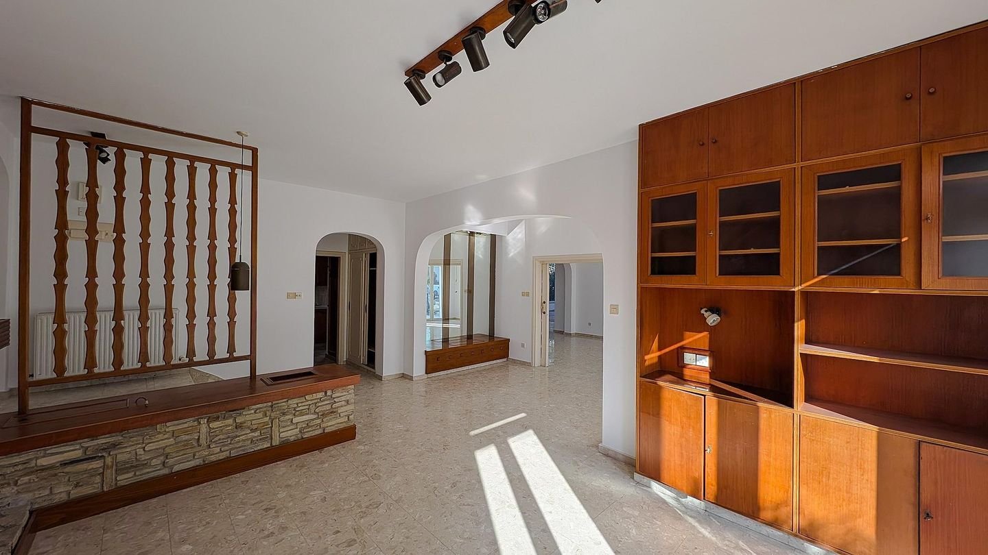 Three storey building in Agios Nikolaos, Larnaca photo 11