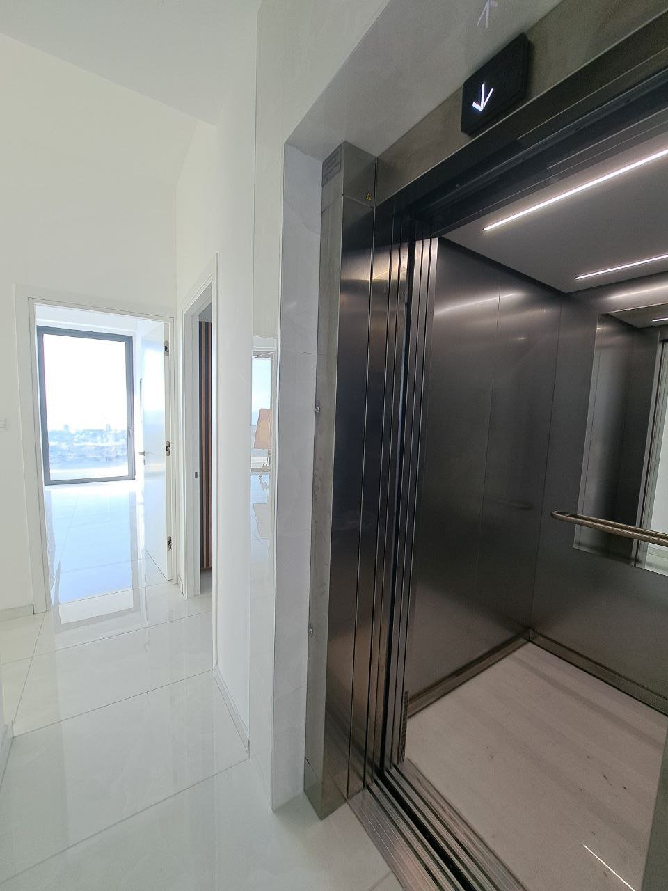 4 BR Luxury Villa in Agios Tychonas, Limassol photo 17