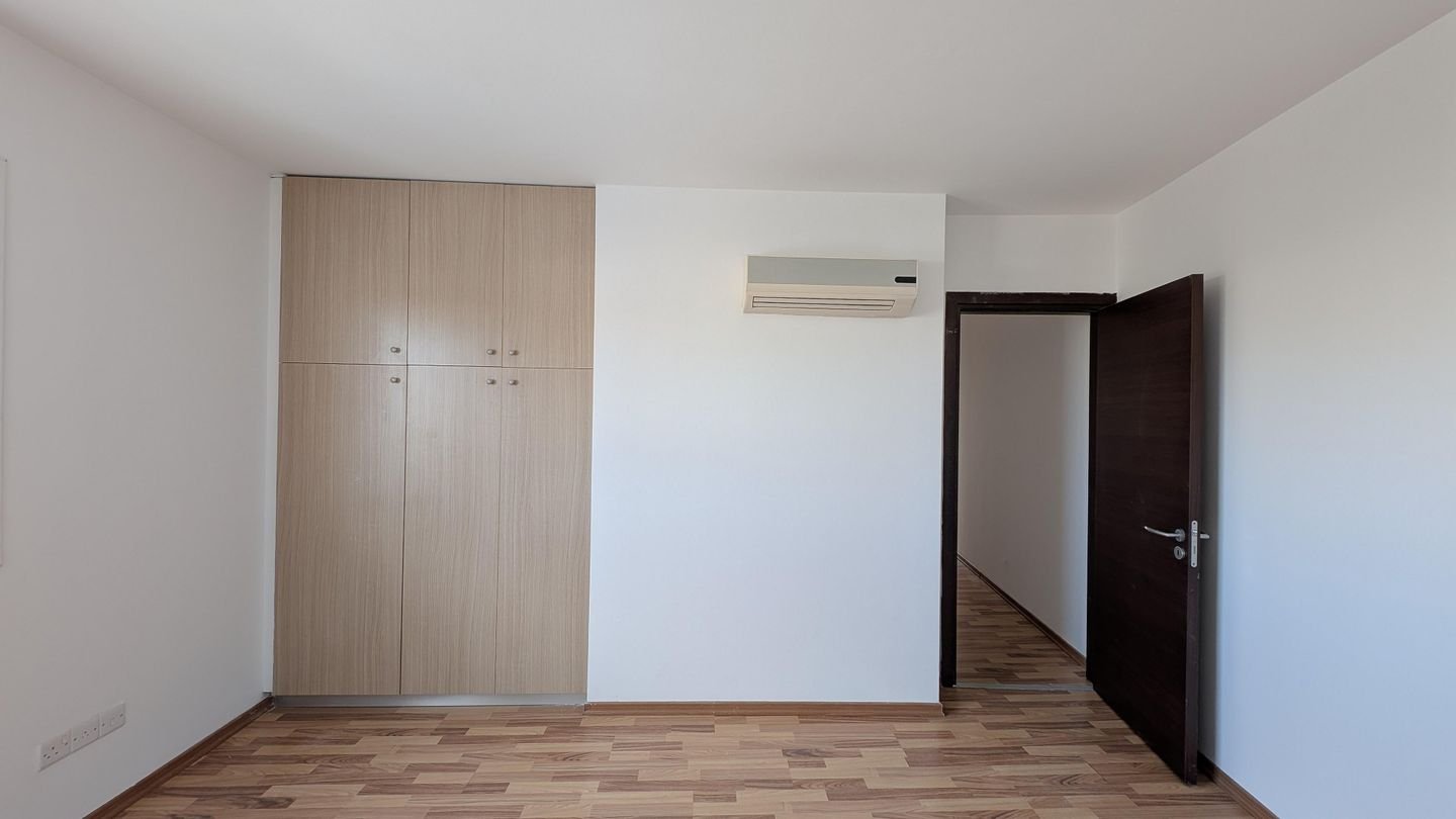 Top-Floor 2-Bedroom Apartment in Panagia, Nicosia photo 15